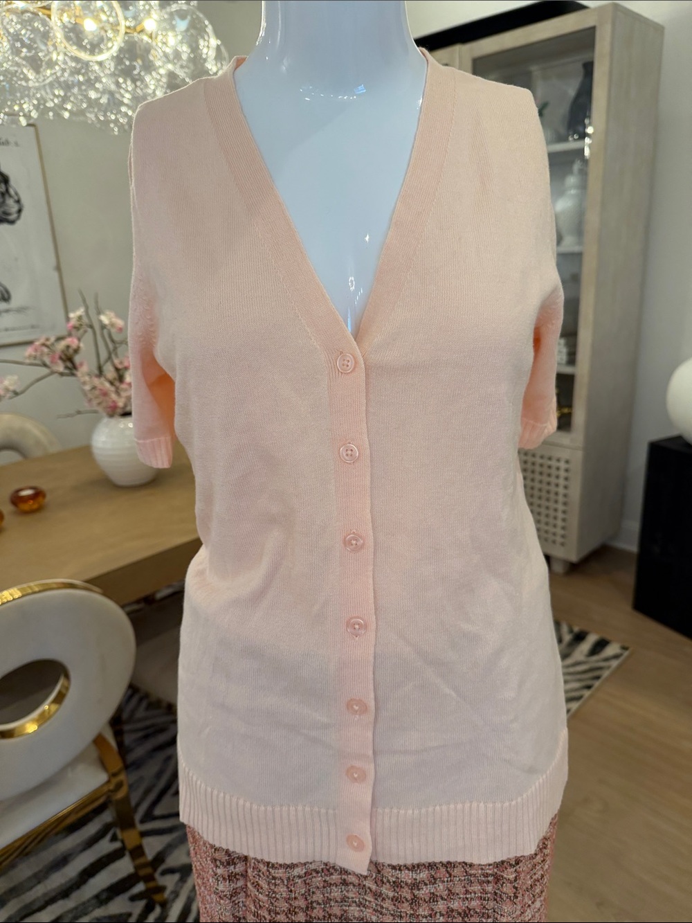 Isaac Mizrahi Light Pink Short-Sleeve V-Neck Button Cardigan